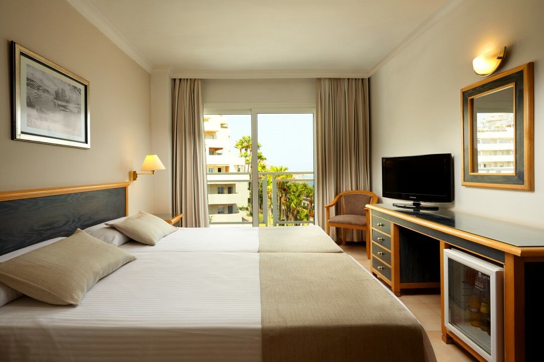 Hotel Arenas Balneario 5*